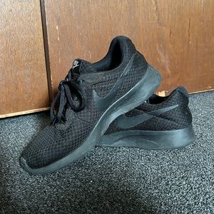 Nike Sneakers Size 8